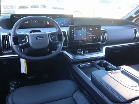 New 2026 Ford Expedition Platinum w/ Stealth Appearance Package image 2