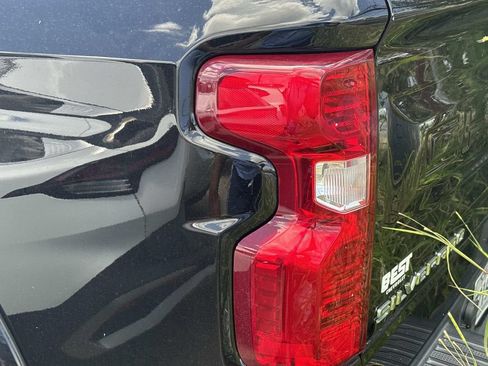 Used 2020 Chevrolet Silverado 1500 LT w/ Texas Edition RWD image 8