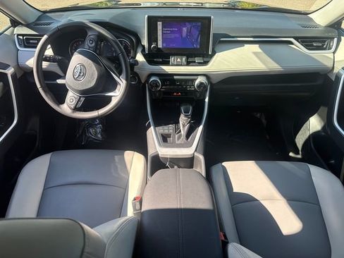 Used 2025 Toyota RAV4 XLE Premium image 18