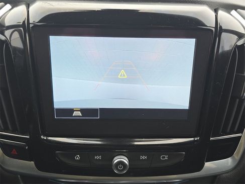 Certified 2022 Chevrolet Traverse LT image 15