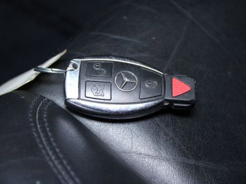 Used 2011 Mercedes-Benz C 63 AMG Sedan w/ Multimedia Pkg image 18