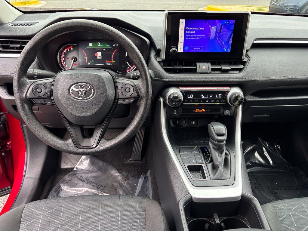 Certified 2025 Toyota RAV4 XLE AWD/4WD image 20