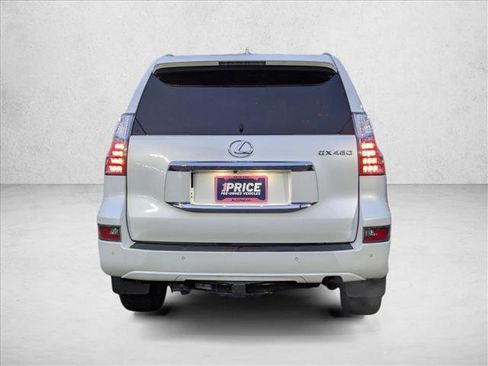 Used 2016 Lexus GX 460 image 7