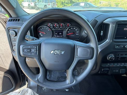 Used 2024 Chevrolet Silverado 1500 Custom Trail Boss w/ LPO, Dark Essentials Package AWD/4WD image 26
