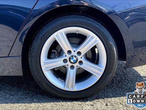 Used 2015 BMW 328i xDrive Sedan AWD/4WD image 11