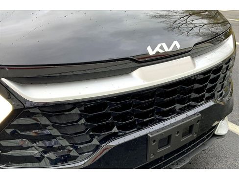 Used 2023 Kia Sportage EX image 28