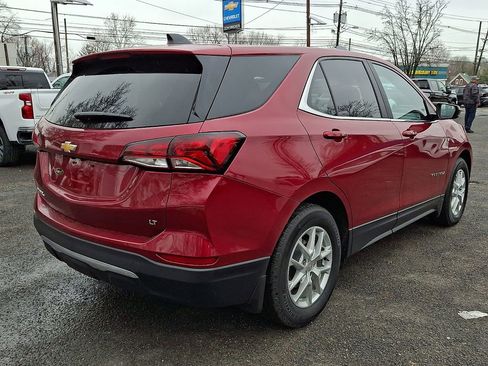 Used 2023 Chevrolet Equinox LT w/ LPO, Floor Liner Package image 8