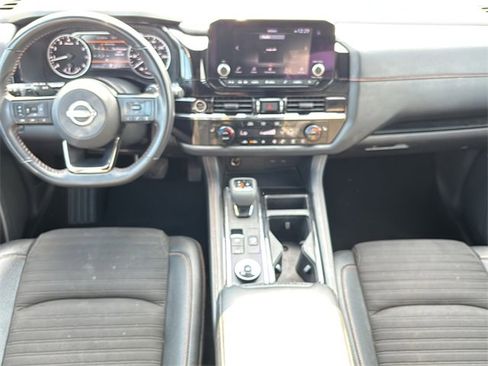 Used 2023 Nissan Pathfinder Rock Creek image 15