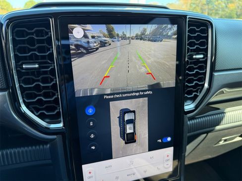 Certified 2024 Ford Ranger XLT w/ Technology Package image 17