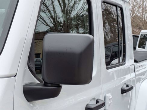 New 2026 Jeep Gladiator Sport image 11