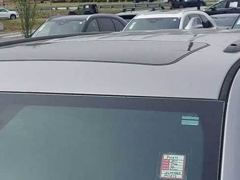 Used 2017 Jeep Grand Cherokee Altitude image 7