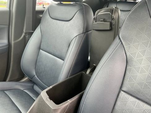 Used 2022 Chevrolet Bolt EUV LT w/ Convenience Package FWD image 31