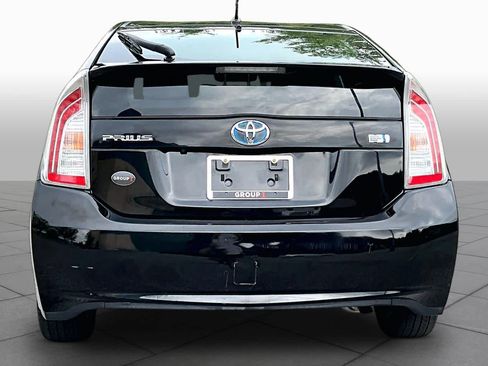 Used 2015 Toyota Prius Two FWD image 5