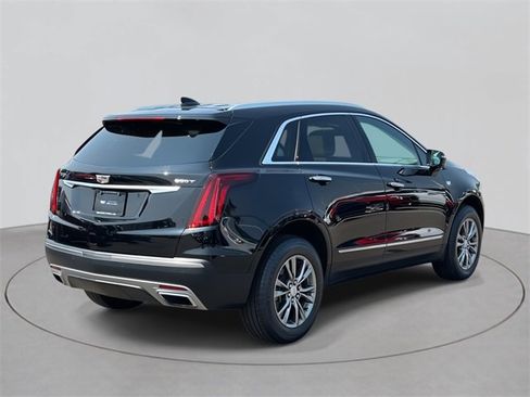 Certified 2022 Cadillac XT5 Premium Luxury image 5