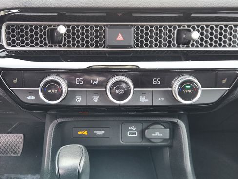 Certified 2023 Honda Civic EX image 21