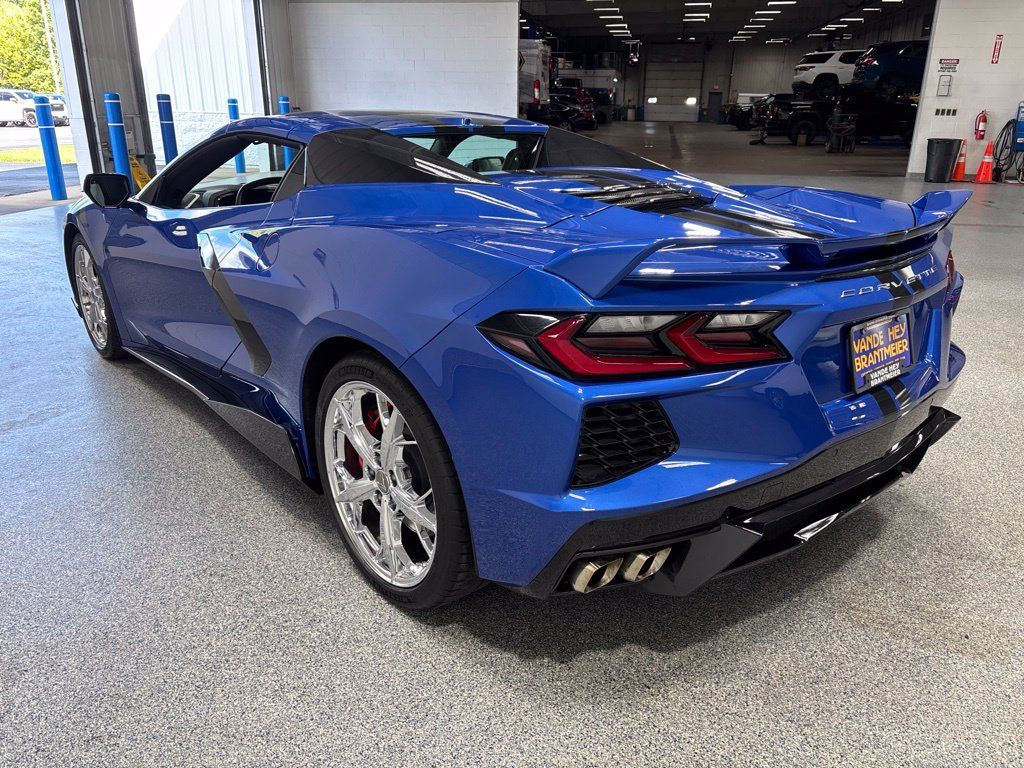 Used 2020 Chevrolet Corvette Stingray Preferred Conv w/ 2LT Preferred Equipment Group RWD image 5