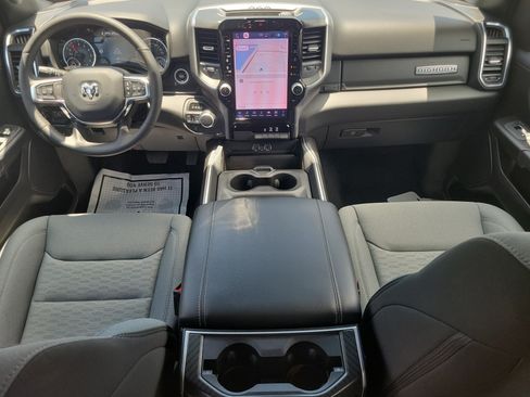 Used 2025 RAM 1500 Big Horn AWD/4WD image 10
