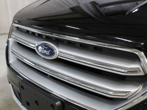 Used 2017 Ford Escape SE image 33