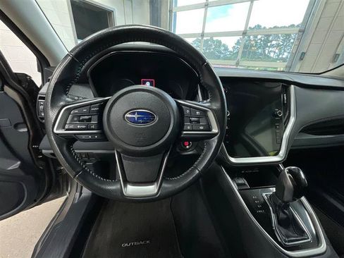 Used 2023 Subaru Outback Premium AWD/4WD image 14