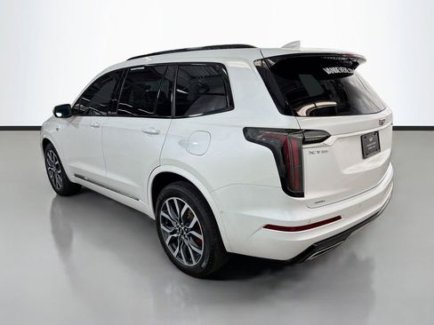 Certified 2024 Cadillac XT6 Sport w/ Platinum Package AWD/4WD image 7