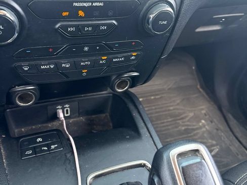 Used 2019 Ford Ranger XLT w/ Equipment Group 301A Mid RWD image 12