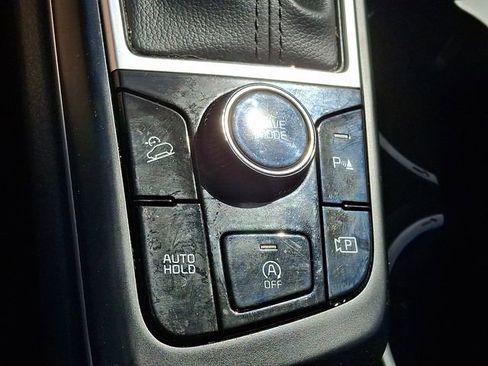 Certified 2025 Kia Sportage LX FWD image 25