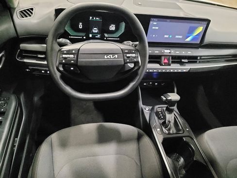 Used 2025 Kia K4 FWD image 22