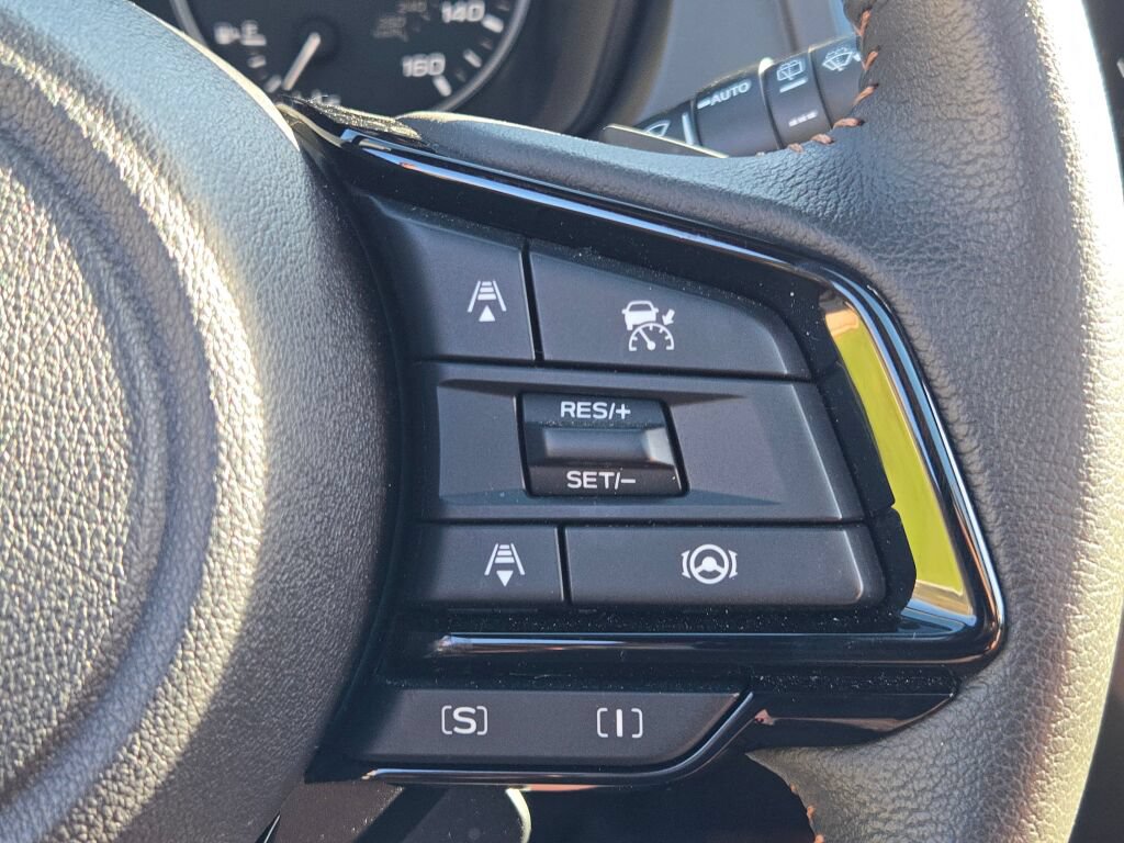 Certified 2025 Subaru Forester Touring AWD/4WD image 40