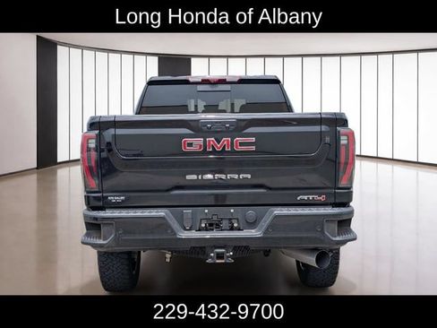 Used 2025 GMC Sierra 2500 AT4 w/ AT4 Premium Plus Package AWD/4WD image 8