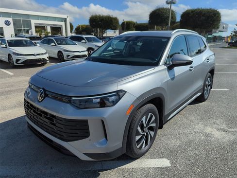 New 2026 Volkswagen Tiguan S image 10