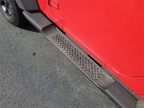 Used 2010 Jeep Wrangler Sport image 9