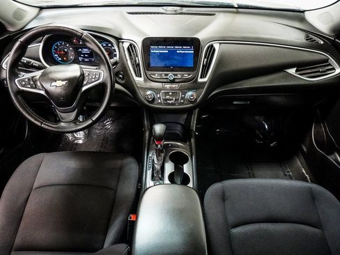 Used 2022 Chevrolet Malibu RS image 12