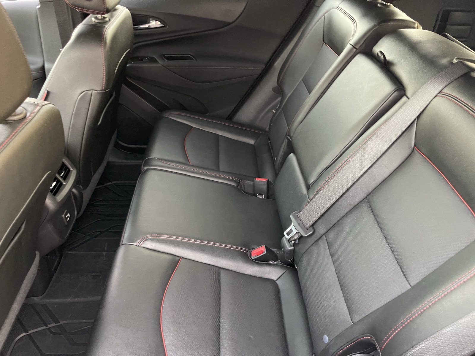 Certified 2024 Chevrolet Equinox RS w/ RS Leather Package FWD image 18