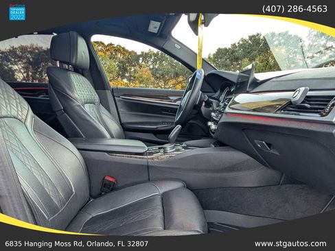 Used 2017 BMW 530i xDrive image 24