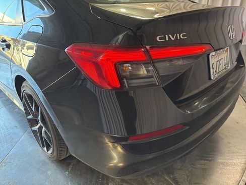 Used 2024 Honda Civic Sport image 8