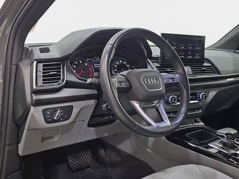 Used 2023 Audi Q5 2.0T Premium w/ Convenience Package image 16