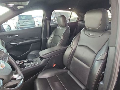 Used 2021 Cadillac XT4 Sport image 9