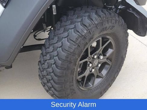 Used 2024 Jeep Wrangler Unlimited Sport AWD/4WD image 7