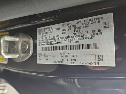 Used 2025 Ford Escape ST-Line AWD/4WD image 32
