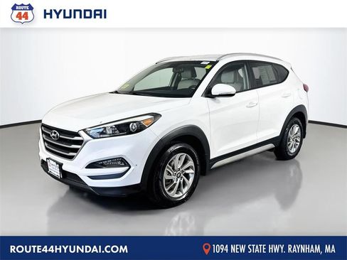 Used 2017 Hyundai Tucson SE Plus FWD image 1