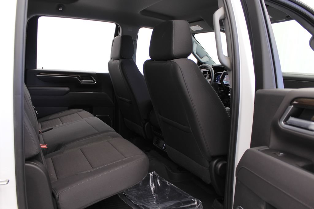 Used 2026 Chevrolet Silverado 2500 LT AWD/4WD image 29