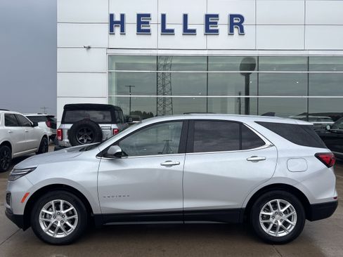 Used 2022 Chevrolet Equinox LT FWD image 3