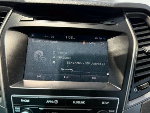 Used 2017 Hyundai Santa Fe Sport FWD image 21