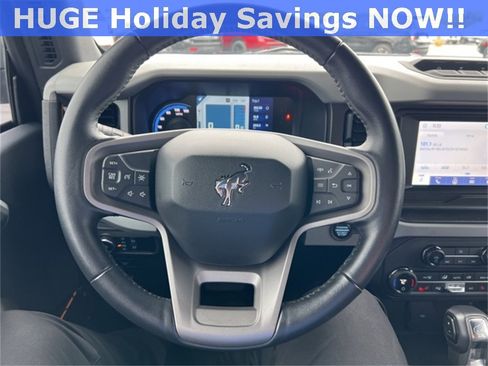 Used 2023 Ford Bronco Badlands w/ Sasquatch Package image 19