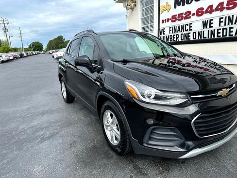 Used 2019 Chevrolet Trax LT w/ LT Convenience Package image 7
