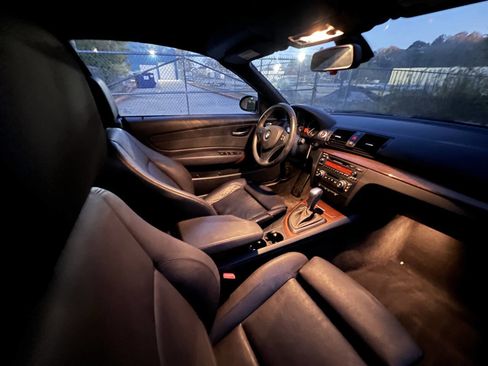 Used 2009 BMW 128i Convertible w/ Premium Pkg image 15