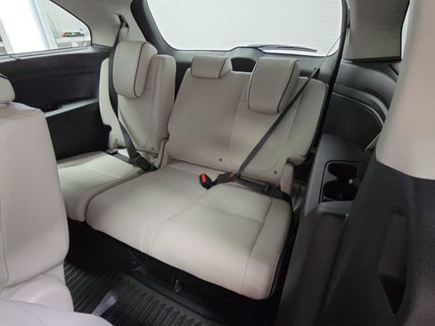 New 2026 Honda Odyssey Touring image 34