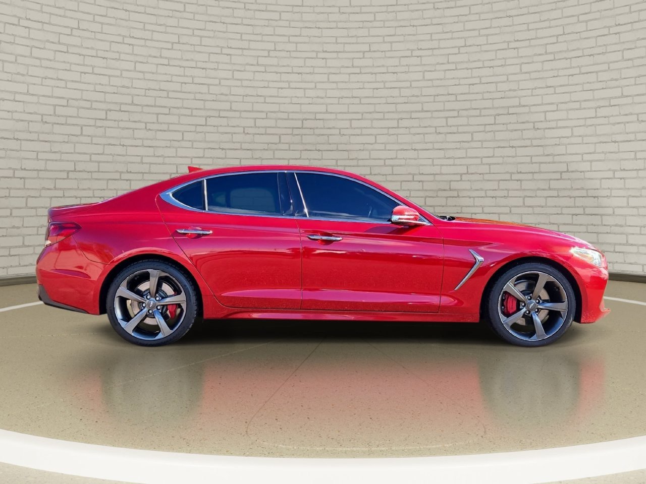Used 2019 Genesis G70 3.3T Dynamic RWD image 4