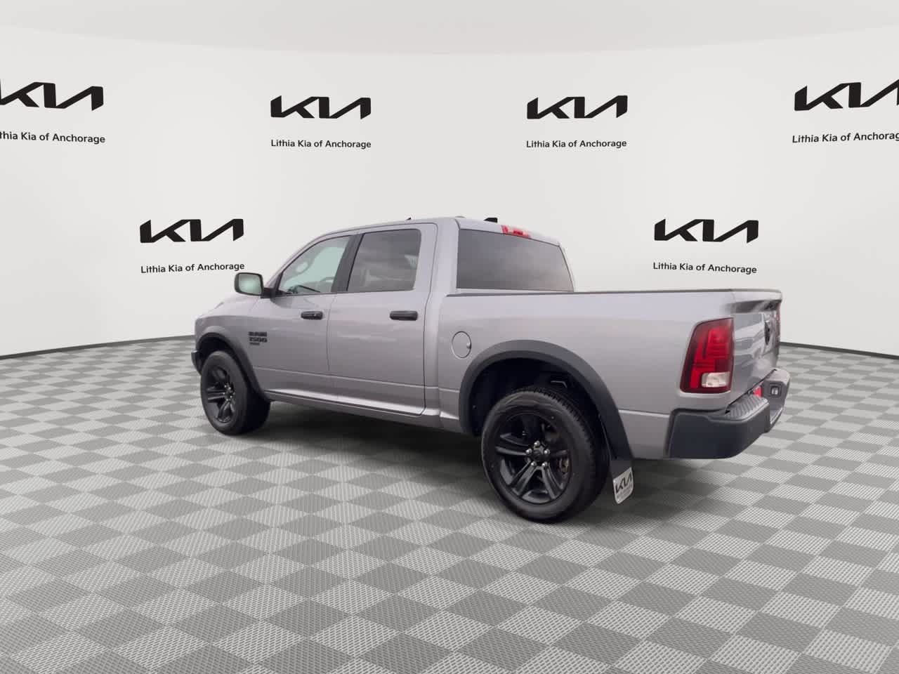 Used 2024 RAM 1500 Warlock AWD/4WD image 6