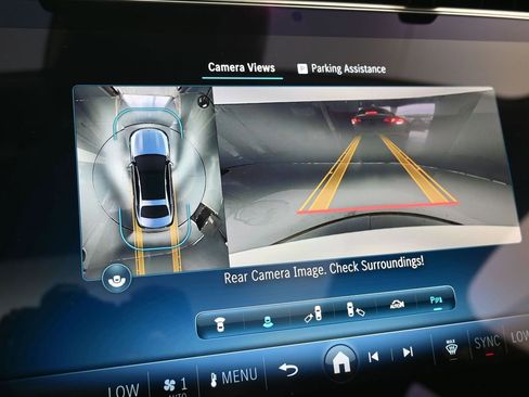 Used 2025 Mercedes-Benz E 350 Sedan image 19